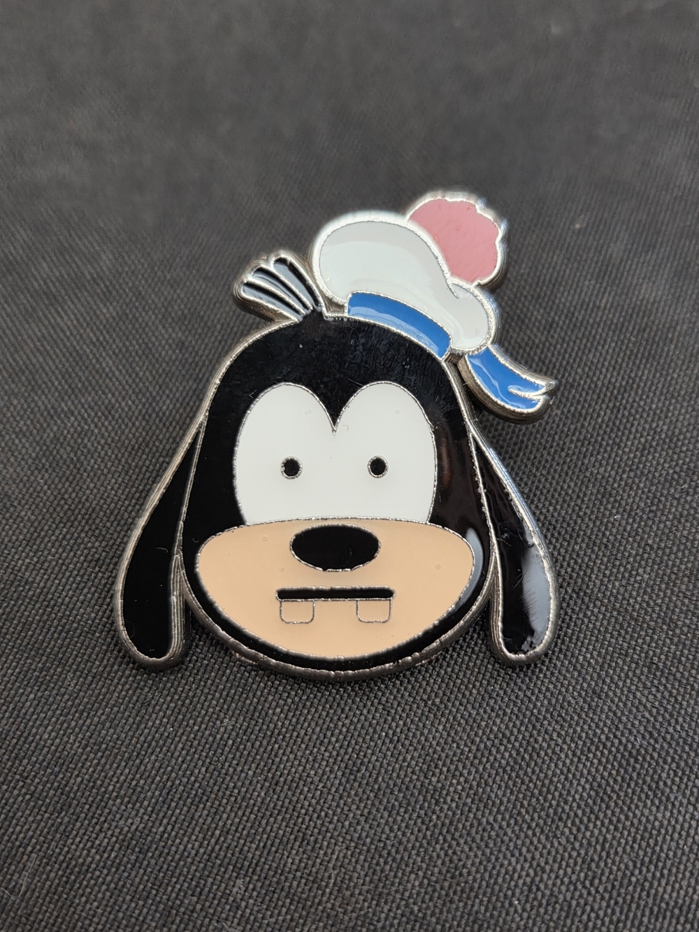 Disney Cruiseline Goofy Pin